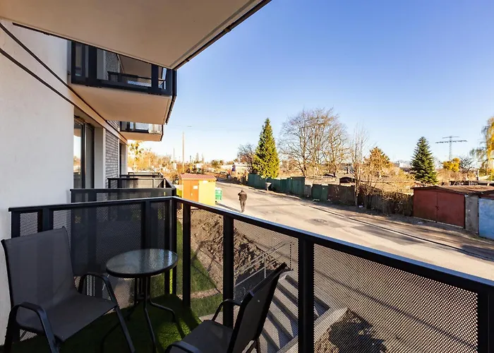 Mostek Riverside Calm By Bookinghost Gdaňsk